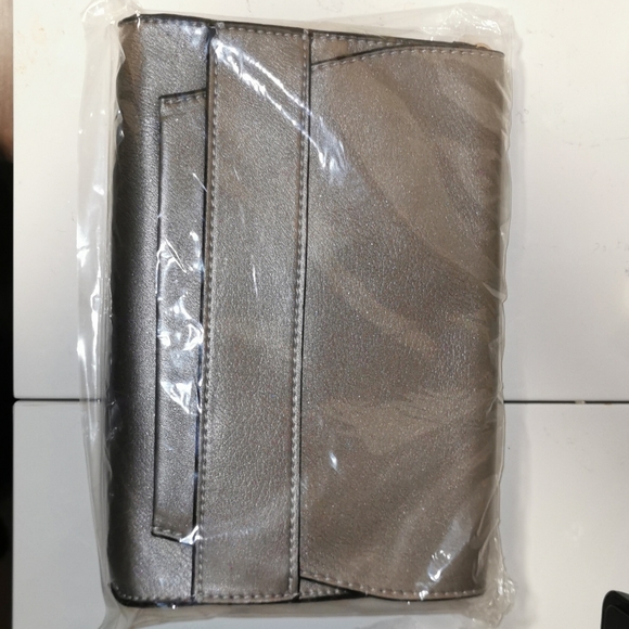 Summer & Rose Crossbody bag - Picture 2 of 2